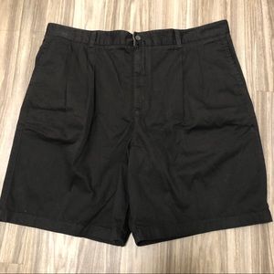 Covington mens black shorts size 42 NWT